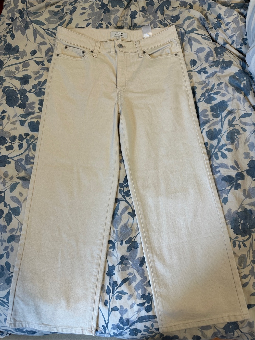 Banana Republic Cream Straight Leg Jeans